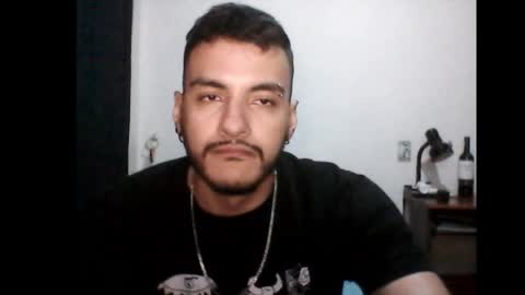 Snapshot of santiexxx chatting on September 29, 12:42 am santiexxx online show from September 29, 12:42 am