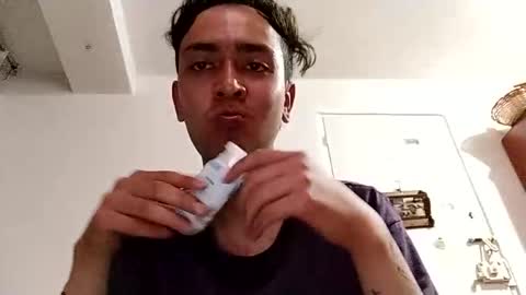 santigalvis1923 online show from November 7, 4:38 am