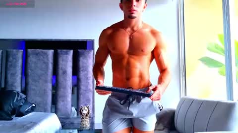 Santiago Seans online show from June 26, 2:08 pm