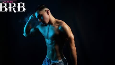 Santiago Seans online show from June 22, 2:10 pm