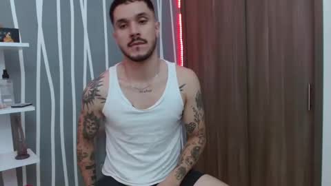 Santy Torres online show from December 4, 4:08 am