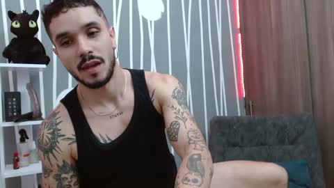 Snapshot of santti_torres chatting on September 25, 3:16 am Santy Torres online show from September 25, 3:16 am