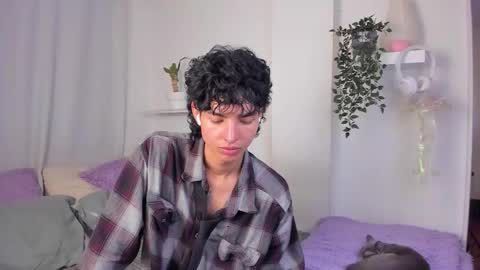 kitty online show from February 3, 11:54 pm