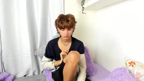 Snapshot of santy_kitty chatting on January 14, 3:01 am kitty online show from January 14, 3:01 am