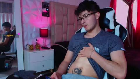 Santyago online show from December 28, 6:50 pm