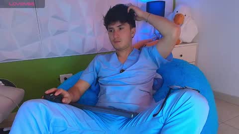 Santyago online show from September 12, 7:03 pm