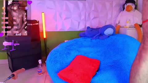 Santyago online show from October 2, 7:29 pm