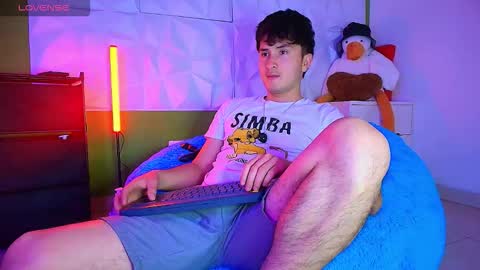 Santyago online show from September 29, 7:10 pm