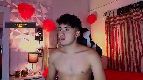 Santyago online show from March 4, 6:50 pm