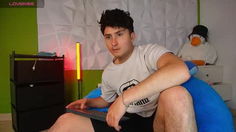 Santyago online show from October 6, 7:18 pm