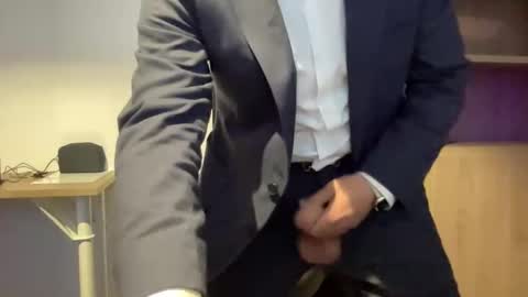 satur850 online show from March 1, 11:47 pm