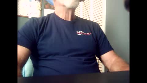 Snapshot of satyr64 chatting on October 24, 2:19 pm satyr64 online show from October 24, 2:19 pm