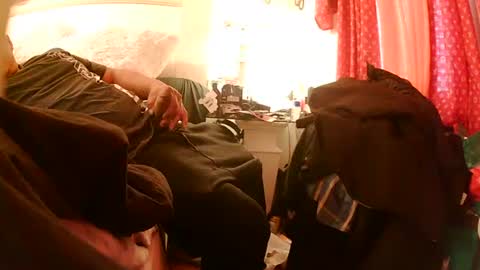 Snapshot of saucy_latino chatting on March 2, 4:03 pm ElVergone online show from March 2, 4:03 pm