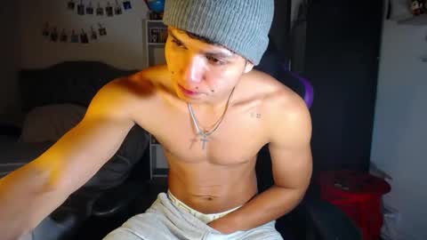 Saulo online show from April 22, 12:17 am