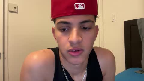 sbouchikh03 online show from February 19, 7:38 am