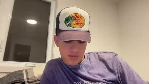 sbouchikh03 online show from January 7, 4:39 am