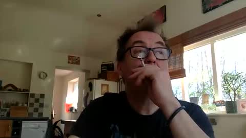 scbiggersballs online show from April 7, 9:20 am