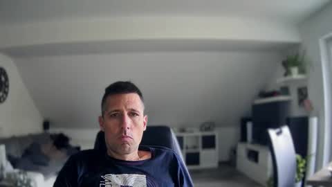 Dildomen online show from October 8, 7:35 am