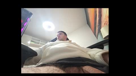 schosch01 online show from October 28, 9:17 pm