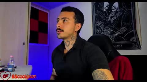 Alejandro help me to reach 200 thumps up online show from October 25, 10:50 am