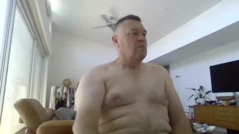 Scoobs online show from December 3, 3:29 am