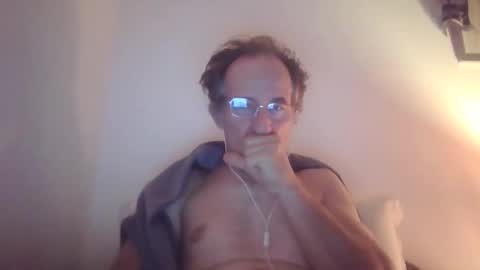 scotchwhieskie online show from October 19, 11:08 pm