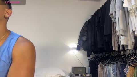 Snapshot of scott_flintt chatting on October 30, 2:35 am Andrew Flintt online show from October 30, 2:35 am