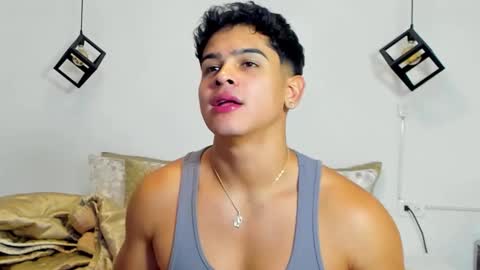 Snapshot of scott_flintt chatting on September 21, 3:50 am Andrew Flintt online show from September 21, 3:50 am