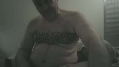 Snapshot of scottforfuhn chatting on January 9, 5:44 am scottforfuhn online show from January 9, 5:44 am