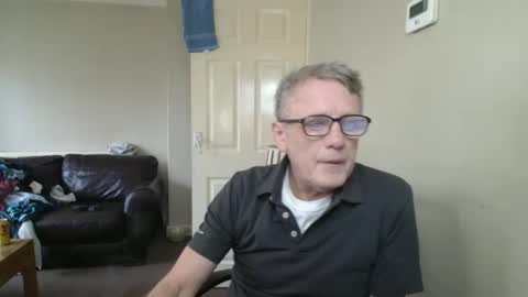 James online show from October 26, 10:50 am