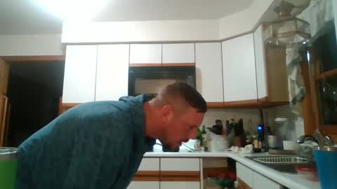 scottydoesntknow0 online show from December 20, 3:03 am