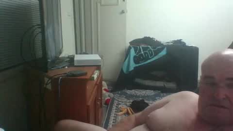 Snapshot of scottyj2007 chatting on January 9, 10:52 am scottyj2007 online show from January 9, 10:52 am