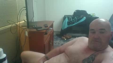 Snapshot of scottyj2007 chatting on December 6, 8:18 pm scottyj2007 online show from December 6, 8:18 pm