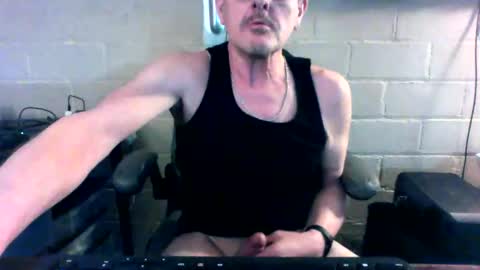 eating pussy  sucking dick online show from February 1, 7:34 pm