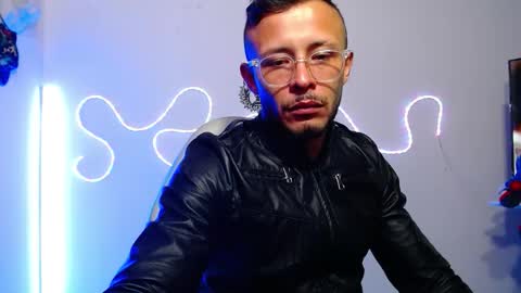 Sebastian online show from October 11, 8:18 am