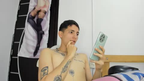 Snapshot of sebastian_0422 chatting on September 25, 2:49 pm sebastian 0422 online show from September 25, 2:49 pm