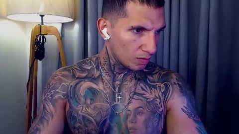 Sebastian online show from October 11, 12:36 am