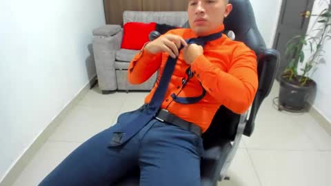 Snapshot of sebastian_oconnor77 chatting on January 27, 12:16 pm juan  sebastian online show from January 27, 12:16 pm