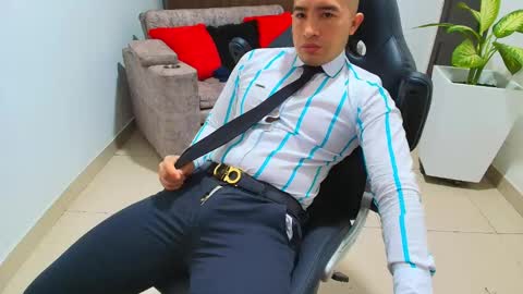 Snapshot of sebastian_oconnor77 chatting on March 2, 1:20 pm juan  sebastian online show from March 2, 1:20 pm