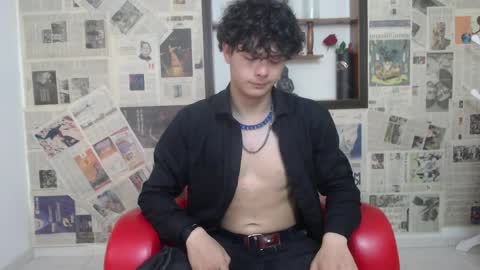 sebastian_rougue online show from April 21, 9:10 pm