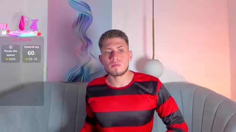 Snapshot of sebastianmaximoff chatting on October 22, 10:46 pm  Sebastian  online show from October 22, 10:46 pm