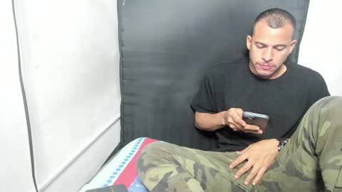 Snapshot of sebastianp13 chatting on December 15, 1:43 pm sebatian palacios online show from December 15, 1:43 pm