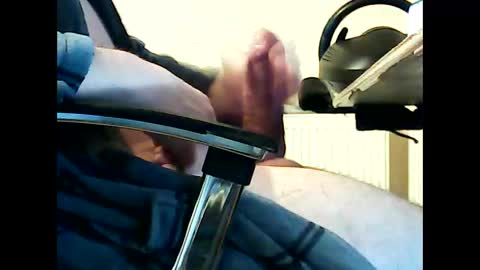 Snapshot of sebastianspalding450 chatting on December 16, 9:57 am sebastianspalding450 online show from December 16, 9:57 am