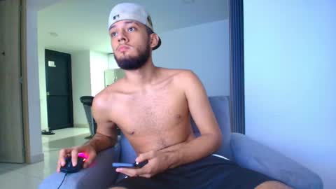 Snapshot of sebolaz chatting on September 26, 4:54 am ryan miller online show from September 26, 4:54 am