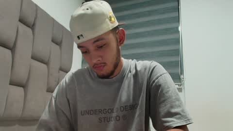 Snapshot of sebolaz chatting on January 22, 5:48 am ryan miller online show from January 22, 5:48 am