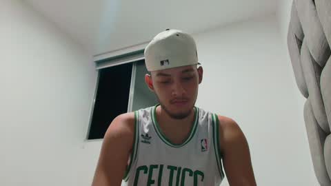 Snapshot of sebolaz chatting on January 13, 5:23 am ryan miller online show from January 13, 5:23 am