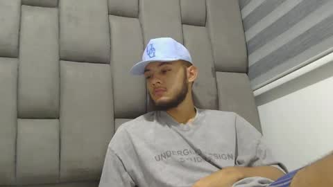 Snapshot of sebolaz chatting on December 6, 4:58 am ryan miller online show from December 6, 4:58 am