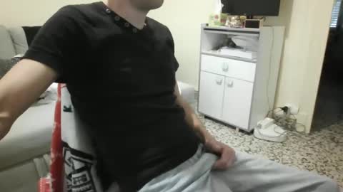 Snapshot of sebseb71 chatting on January 3, 2:19 pm sebseb71 online show from January 3, 2:19 pm