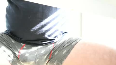 Snapshot of selfpound chatting on October 3, 6:35 pm selfpound online show from October 3, 6:35 pm