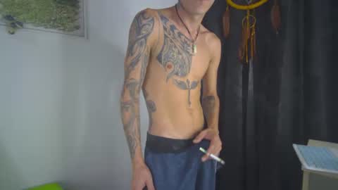 sem_alas online show from December 5, 10:45 pm